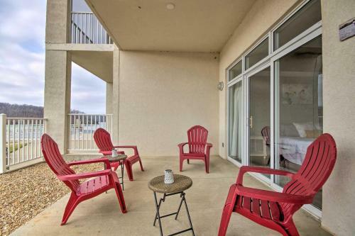 Apartamento Updated Lakefront Condo And Patio And Pool Access