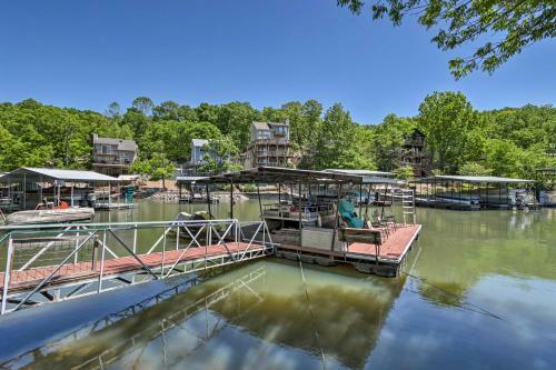 Lakefront Rocky Mount Cabin With Dock And Kayaks!