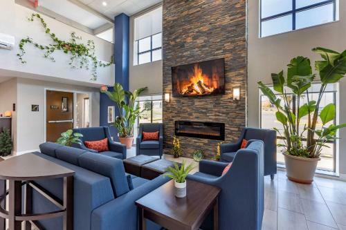 Hotel Comfort Suites St Louis - Sunset Hills