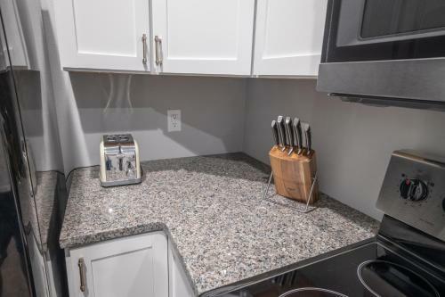 Apartamento Exquisite 1br/1ba + Kitchen - Historic C-street