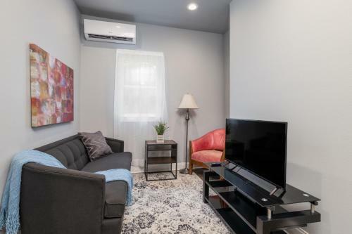 Apartamento Exquisite 1br/1ba + Kitchen - Historic C-street