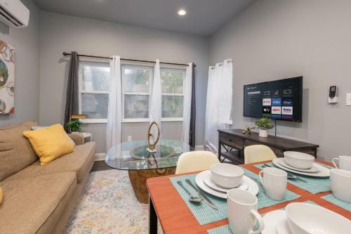 Apartamento Exquisite 1br/1ba + Kitchen - Historic C-street