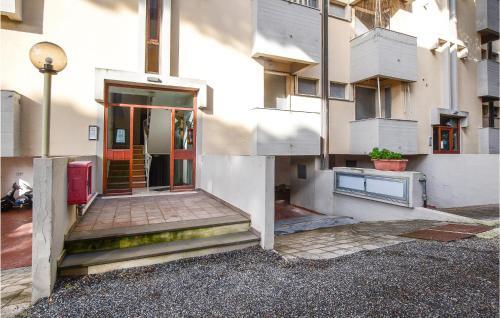 Stunning Apartment In Rosignano Marittimo With 2 Bedrooms