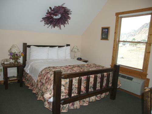 Posada Yellowstone Basin Inn