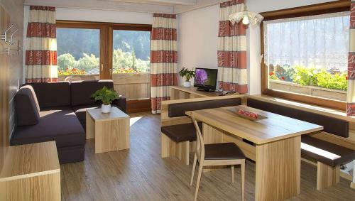 Apartamento Riederhof Ferienwohnungen Arthur 5
