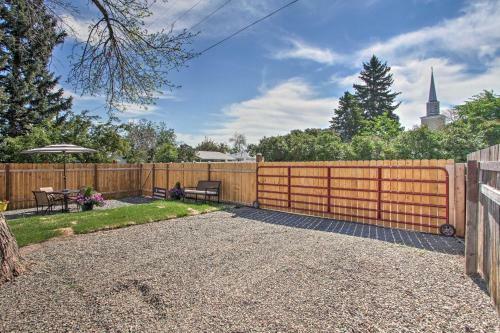 Sweet Helena Cottage, Pet Friendly And Walkable