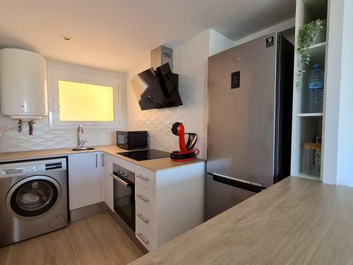 S'agar� Apartment With Sea Views And Pool