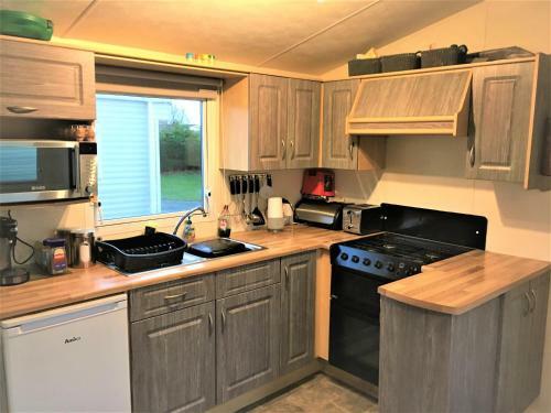 Revamped & Upgraded 6 Berth Static Caravan On Southview Skegness