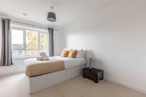 Apartamento 2 Bed/2 Bath & Free Parking - Langley/heathrow