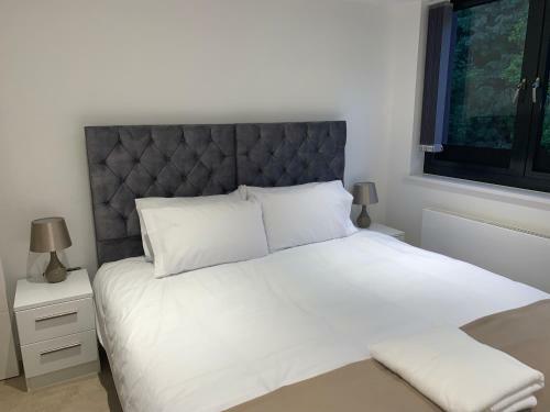 Roomotel - Streetsbrook Apartments