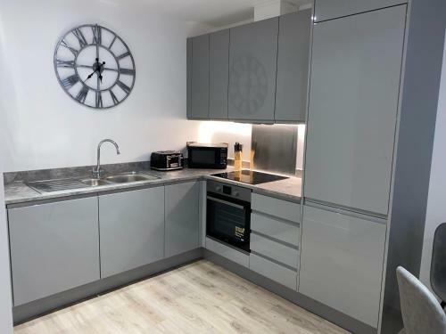 Roomotel - Streetsbrook Apartments
