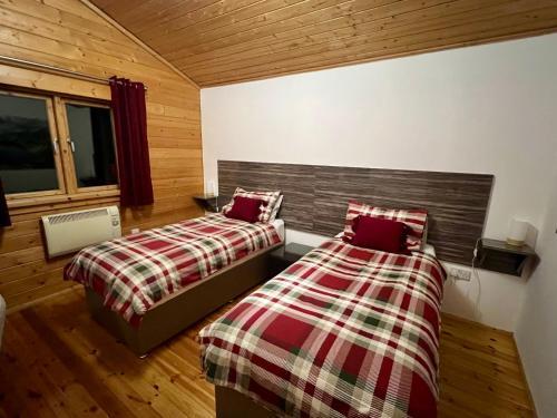 Tufty Lodge, Lake Pochard Lodge 9