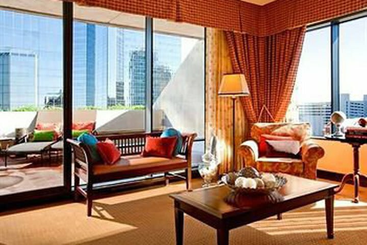 The Worthington Renaissance Fort Worth Hotel