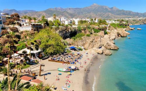 Apartamento De 2 Dormitorios Vista Mar Con Parking