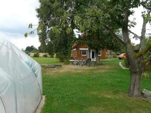 Gro�es G�stehaus