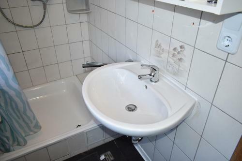 Apartamento 3 Zimmer Wohnung N�he Porsche Stuttgart