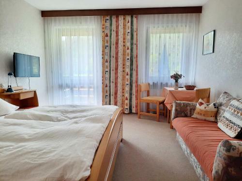 Hotel Caf� Pension Krems