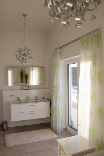 Apartamento Penthouse W�schenbeuren