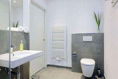 Aparthotel Anna D�ne Aparthotel Anna D�ne 1-19
