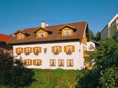 Bed & Breakfast Pension Berg&bleibe Wertach