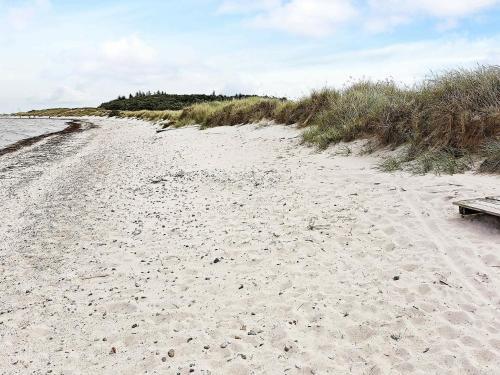 Apartamento One-bedroom Holiday Home In Wendtorf 4