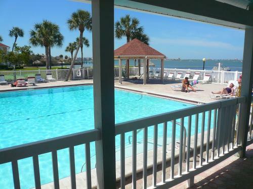 Bermuda Bay Beach Club