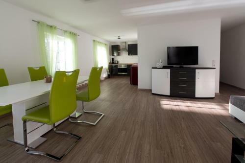 Apartamento Ferienwohnungen Auf Der Schleusenhalbinsel