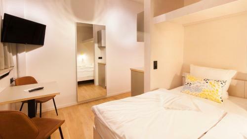 Aparthotel Room For Rent