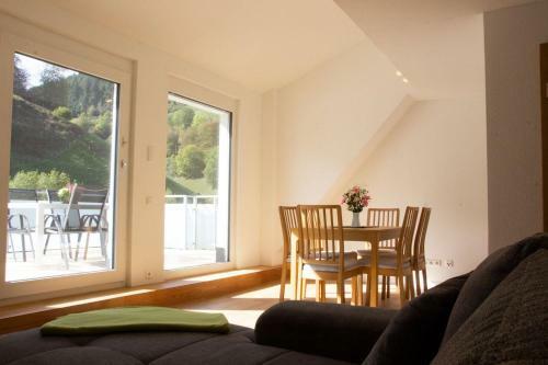 Apartamento K�pfchen-ferienwohnungen ? Wohnung K�pfle