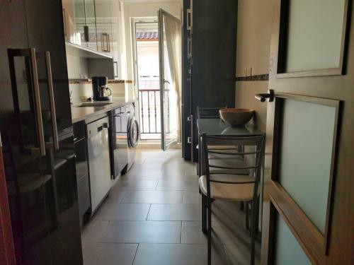 Apartamento D�plex En Urbanizaci�n Privada Ampuero
