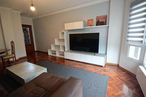 Apartamento Piso Con Parking En Fefi�anes