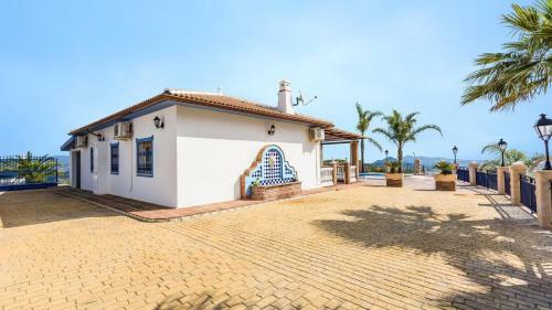 Finca Bellavista Co�n By Ruralidays