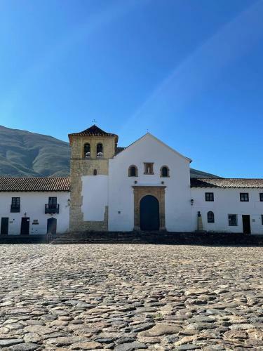 Hostal La Casona De La Villa - Casa De Huespedes