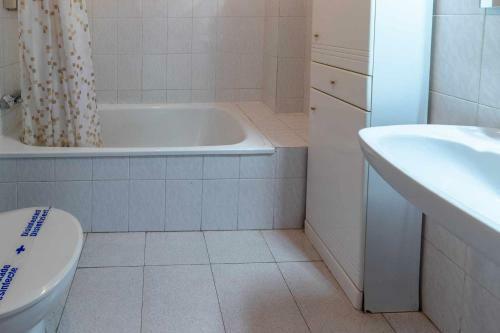 Fener De Dalt 84 Apartamento Con Piscina Comunitaria