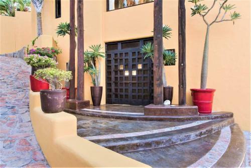 Villa New Luxury Getaway - Pool, Spa, Sunset, Views @ Casa Bella