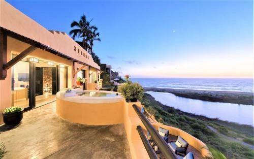 Villa New Luxury Getaway - Pool, Spa, Sunset, Views @ Casa Bella