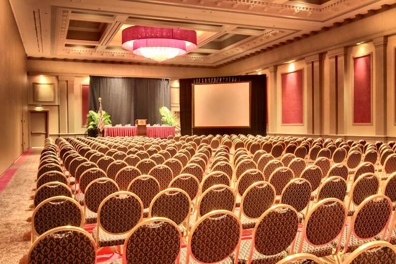 Golden Nugget Hotel & Casino
