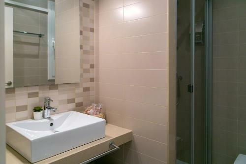 Hostal Blanc Guest House