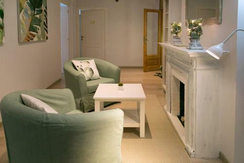 Hostal Blanc Guest House