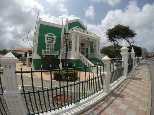 A1 Apartments Aruba