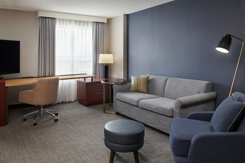 Hotel Residence Inn By Marriott Calgary Airport