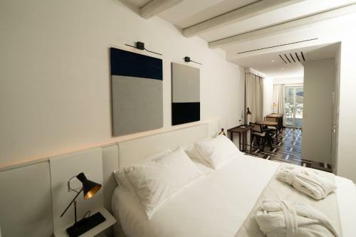 Hotel Dimora Dei Lari