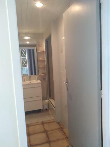 Apartamento Joli Studio Ind�pendant Avec Jardin Et Piscine