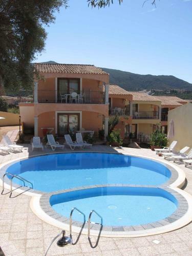 Apartamento Holiday Homes In Badesi 27283