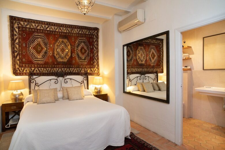 Hotel La Casa Del Califa