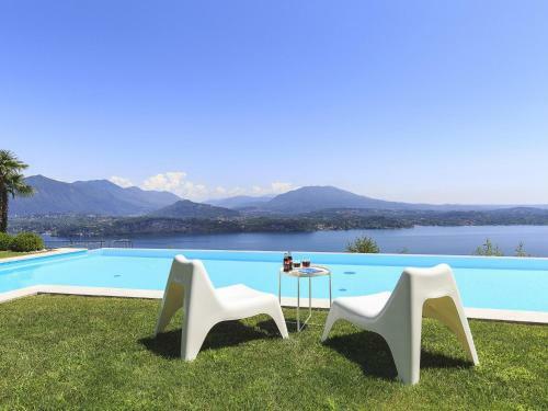 Villa Falcone 3 Bedrooms 6 Pax