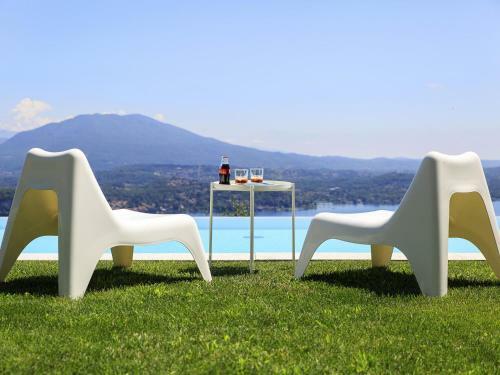 Villa Falcone 3 Bedrooms 6 Pax