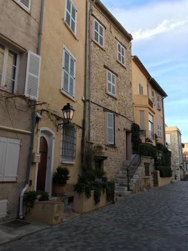 Splendid One-bedroom Apartment -stayinantibes- Picasso 3