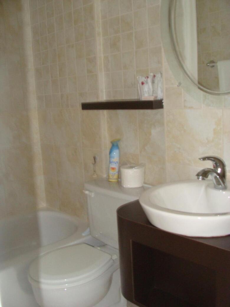 Hotel Au Petit H�tel