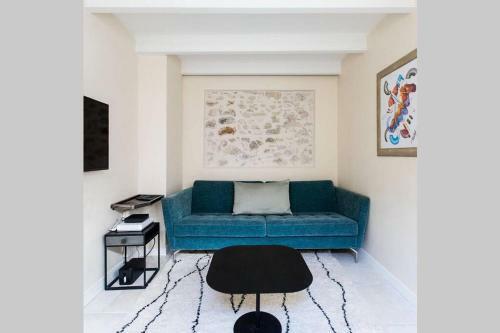 Luxurious 2-beds House In Old Antibes, Terrace